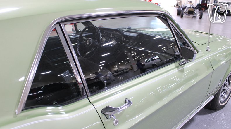 1967 Ford Mustang 55