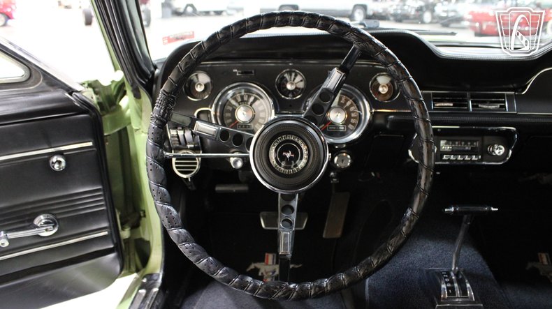 1967 Ford Mustang 98