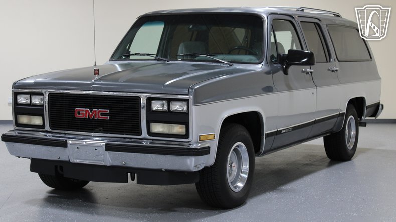 1990 GMC Suburban 21