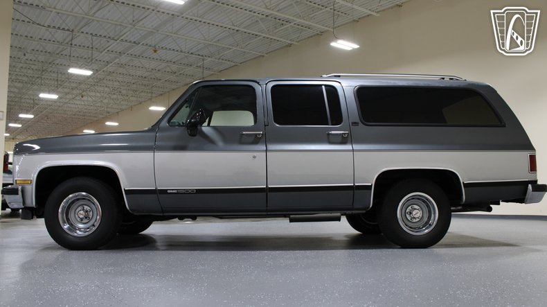 1990 GMC Suburban 25