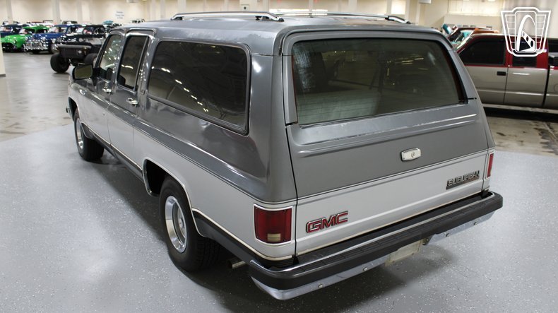 1990 GMC Suburban 27