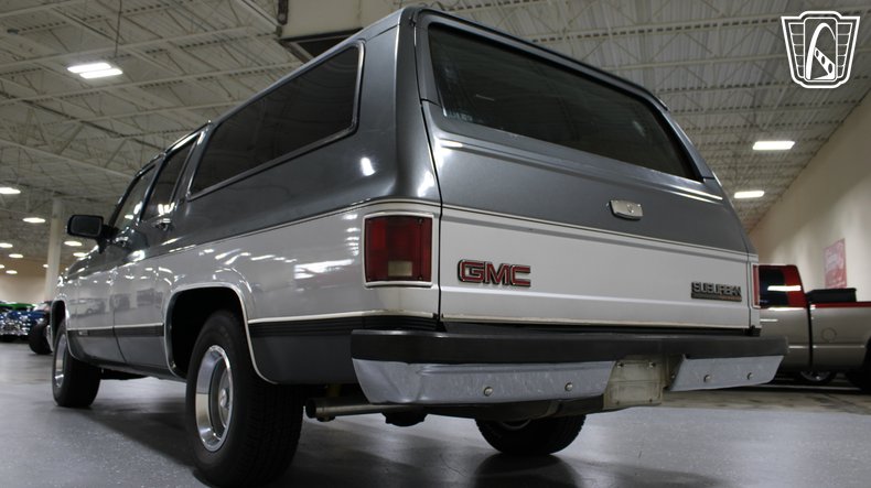 1990 GMC Suburban 28