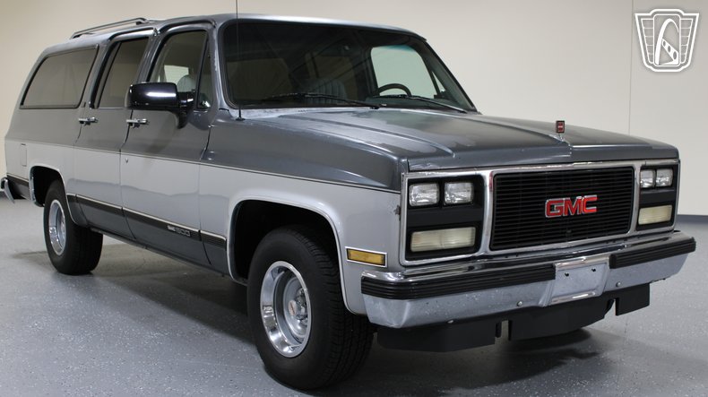 1990 GMC Suburban 2