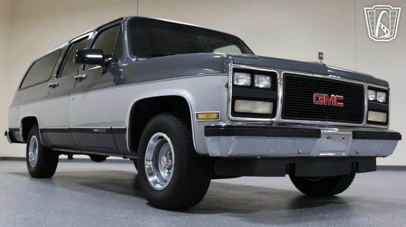 1990 GMC Suburban 37
