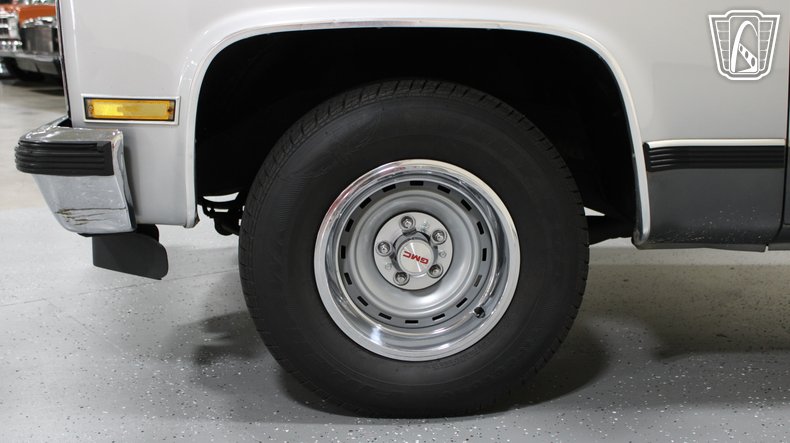 1990 GMC Suburban 7