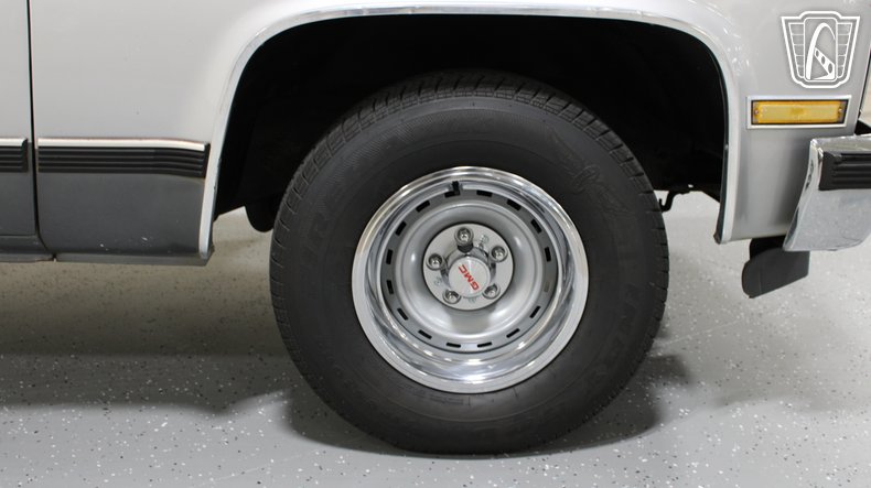 1990 GMC Suburban 42
