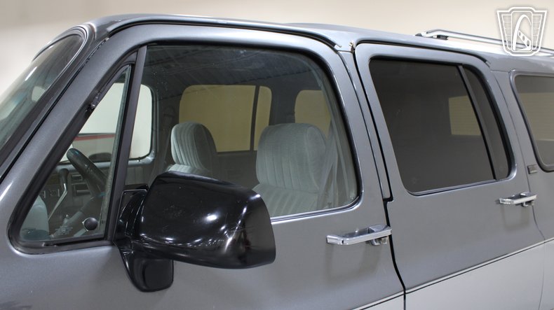 1990 GMC Suburban 61