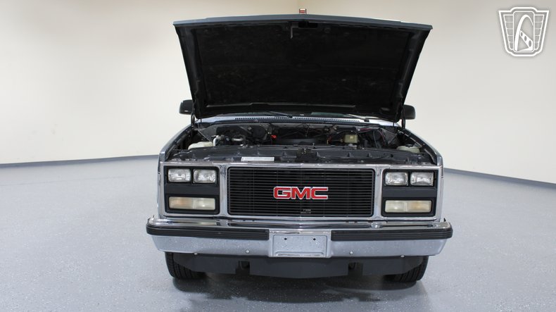 1990 GMC Suburban 74