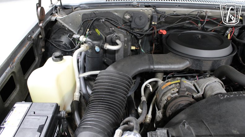 1990 GMC Suburban 82