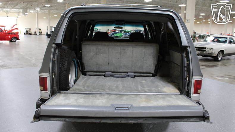 1990 GMC Suburban 83