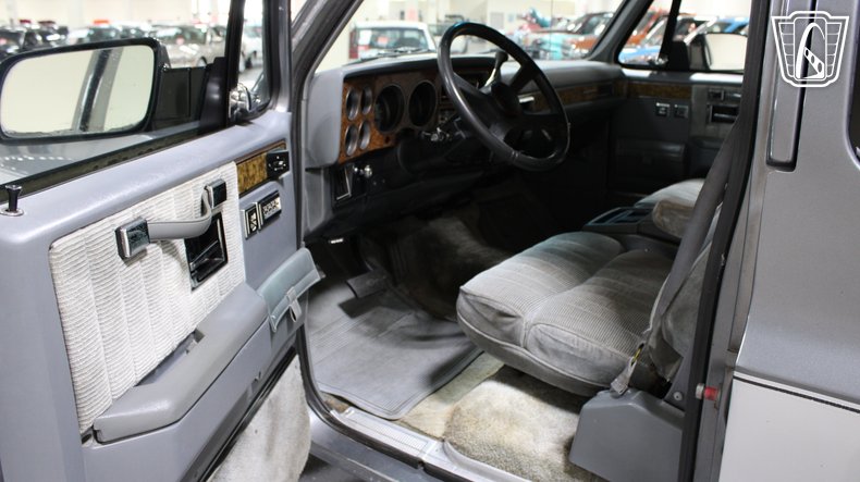 1990 GMC Suburban 91