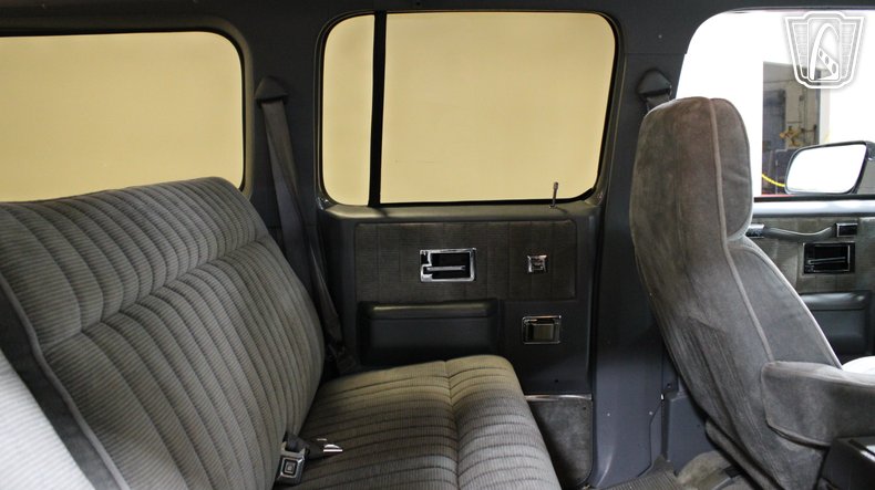 1990 GMC Suburban 120