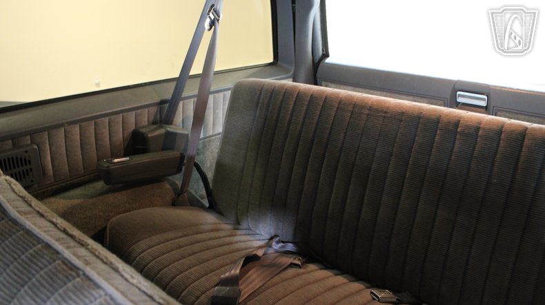 1990 GMC Suburban 127