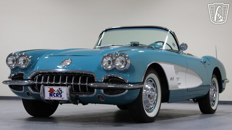 1960 Chevrolet Corvette 23