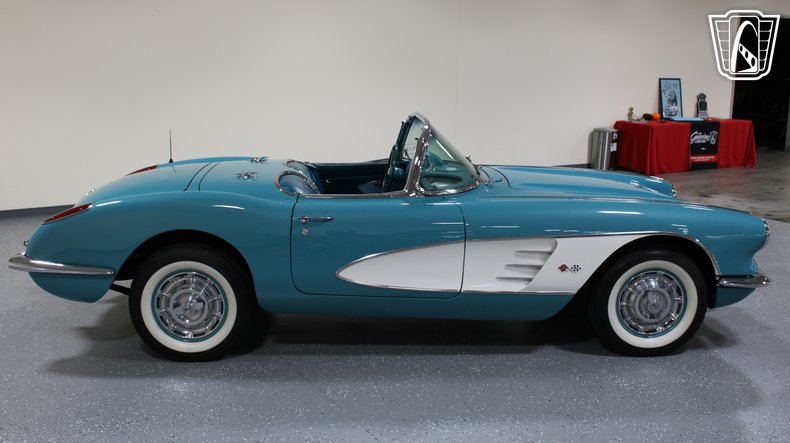 1960 Chevrolet Corvette 6