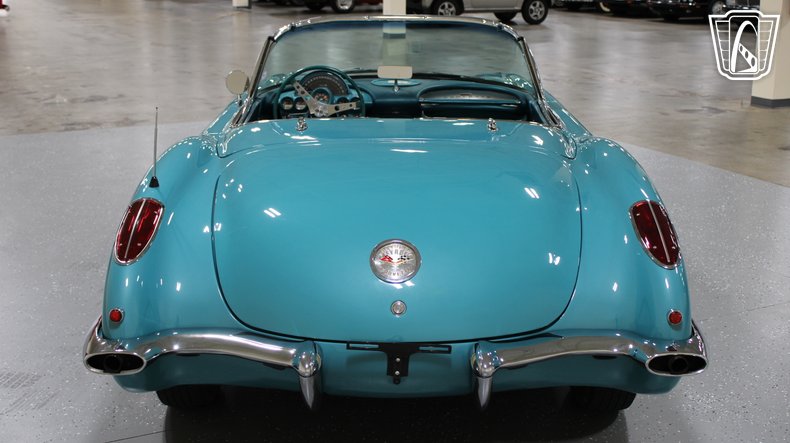 1960 Chevrolet Corvette 31