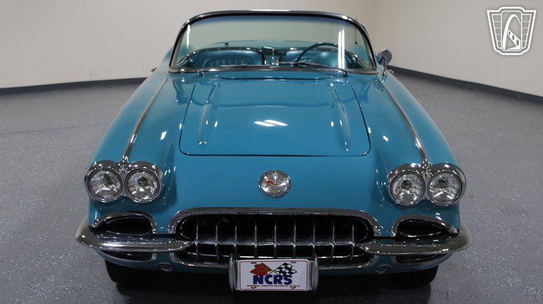 1960 Chevrolet Corvette 41