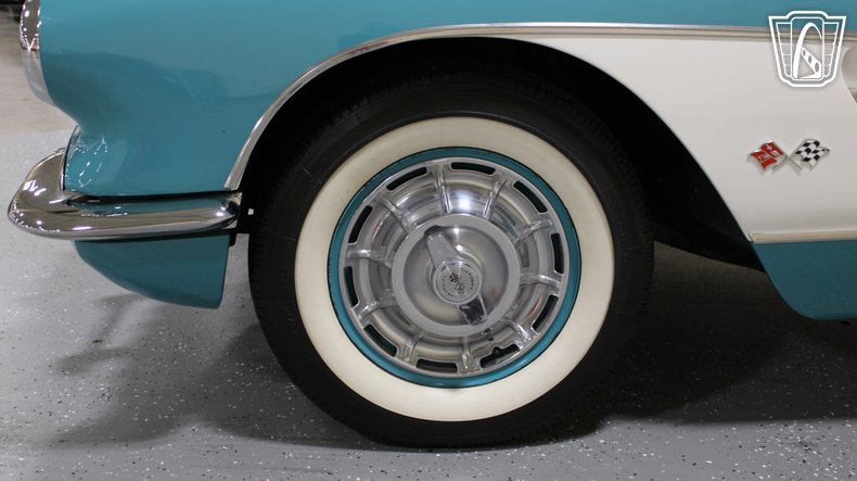 1960 Chevrolet Corvette 42