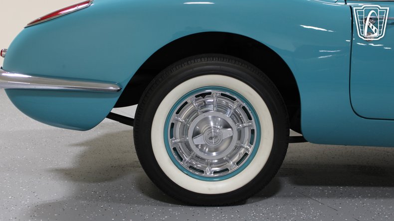 1960 Chevrolet Corvette 44