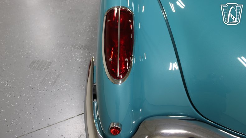 1960 Chevrolet Corvette 8
