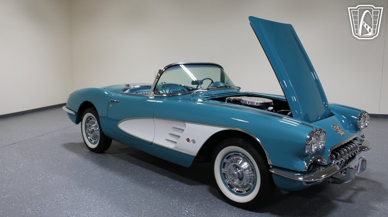 1960 Chevrolet Corvette 68