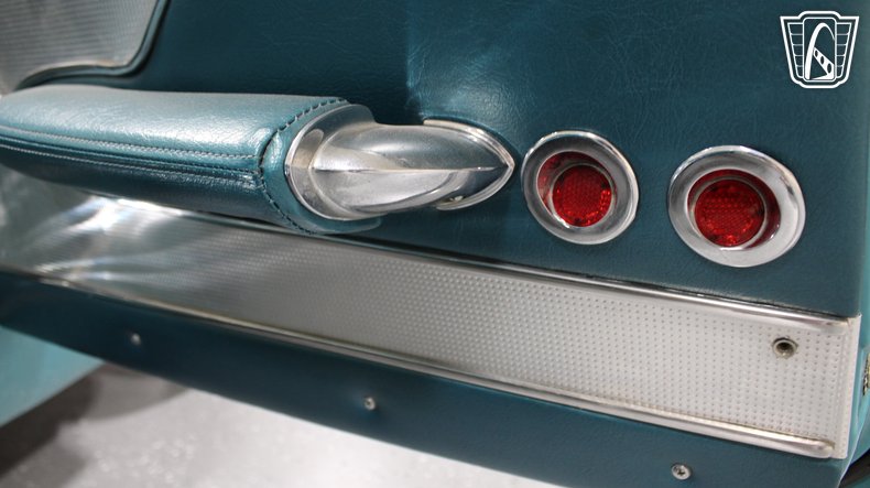 1960 Chevrolet Corvette 109