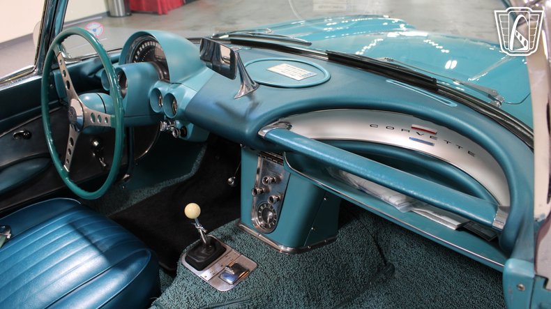 1960 Chevrolet Corvette 111