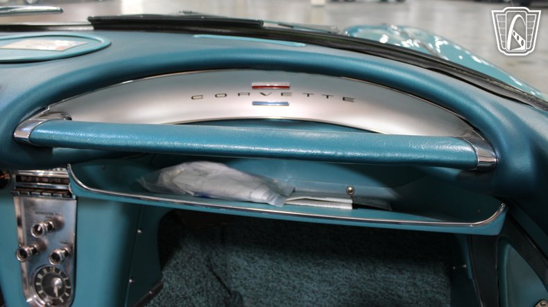 1960 Chevrolet Corvette 112