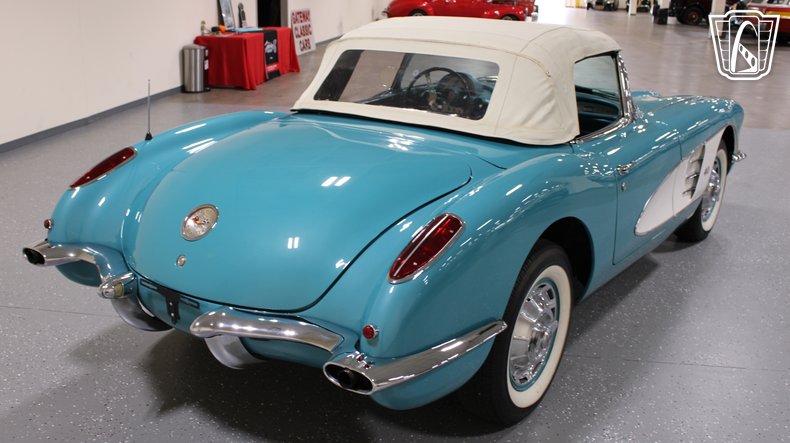 1960 Chevrolet Corvette 132