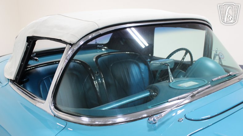 1960 Chevrolet Corvette 145