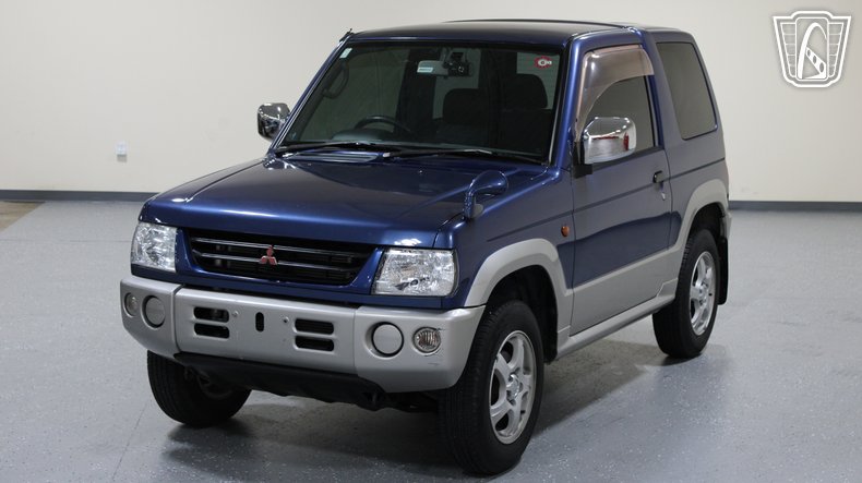 1999 Mitsubishi Pajero Mini 22