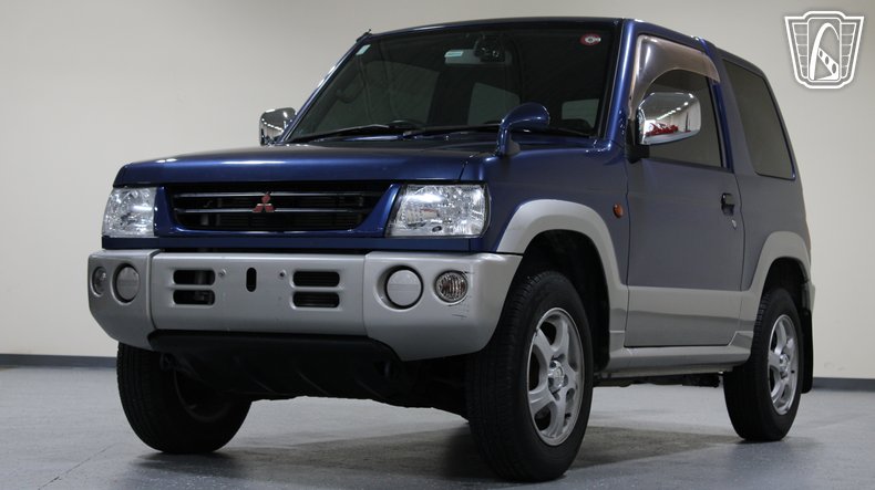 1999 Mitsubishi Pajero Mini 23
