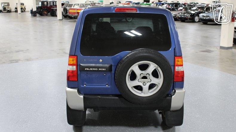1999 Mitsubishi Pajero Mini 29