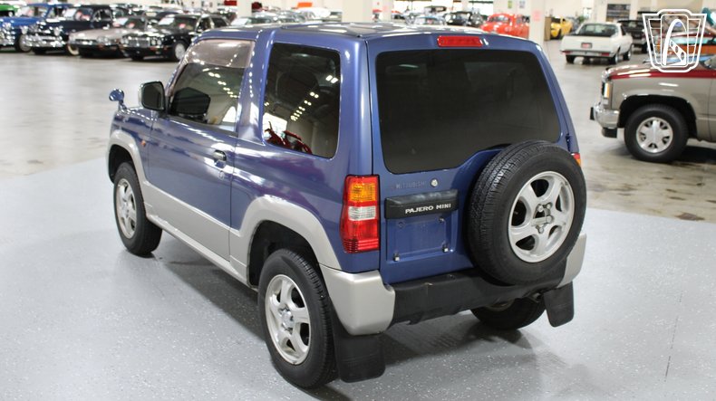 1999 Mitsubishi Pajero Mini 27
