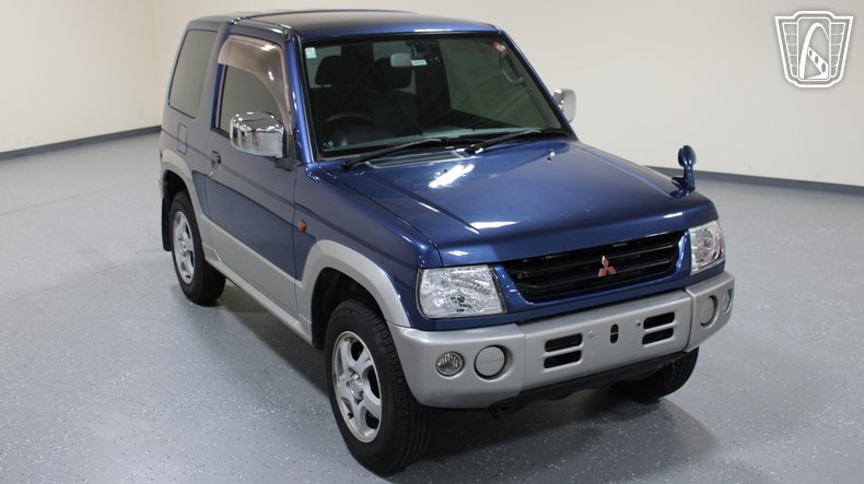 1999 Mitsubishi Pajero Mini 37