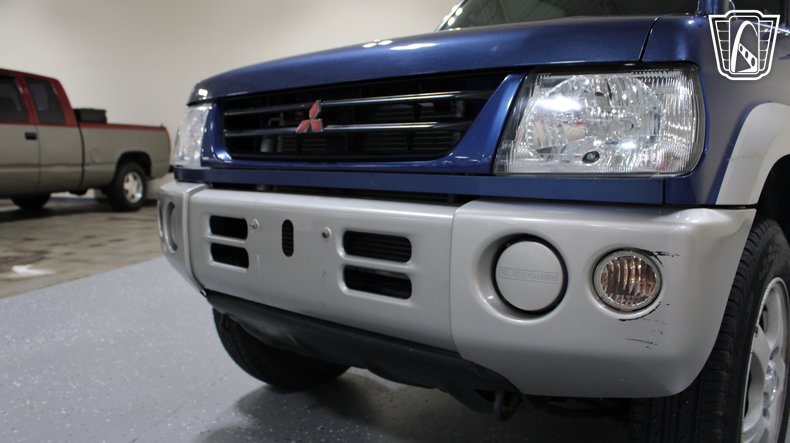 1999 Mitsubishi Pajero Mini 58