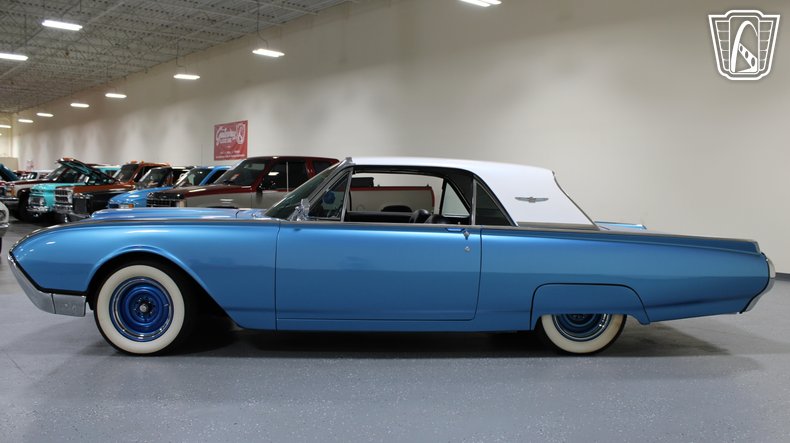 1961 Ford Thunderbird 50