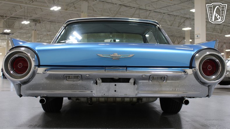 1961 Ford Thunderbird 5