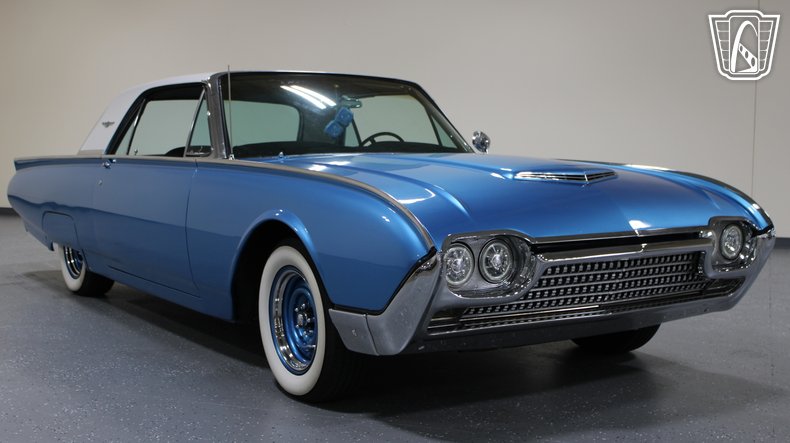 1961 Ford Thunderbird 63