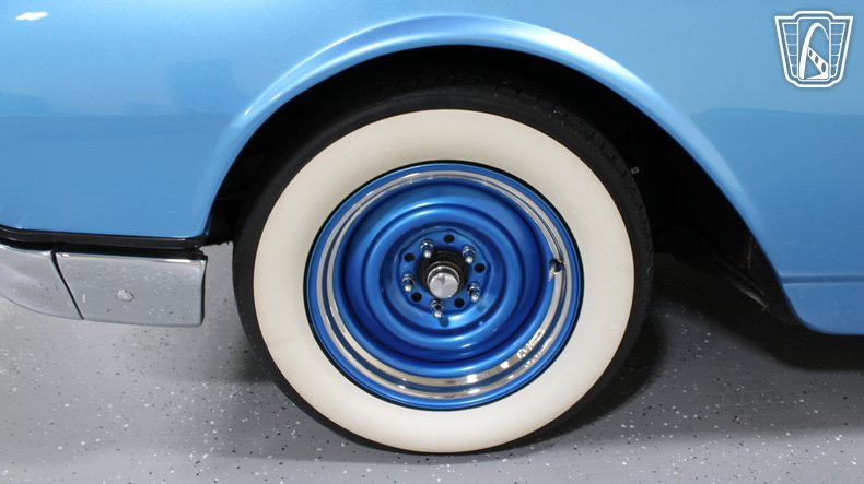 1961 Ford Thunderbird 7