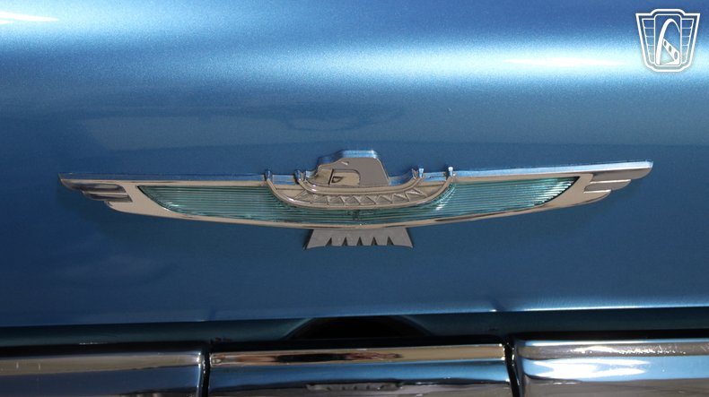 1961 Ford Thunderbird 74