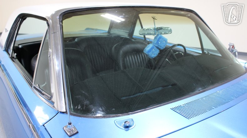 1961 Ford Thunderbird 78