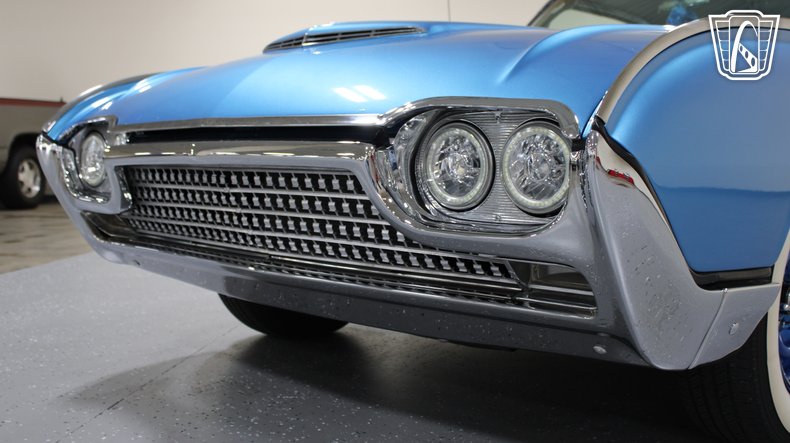 1961 Ford Thunderbird 94