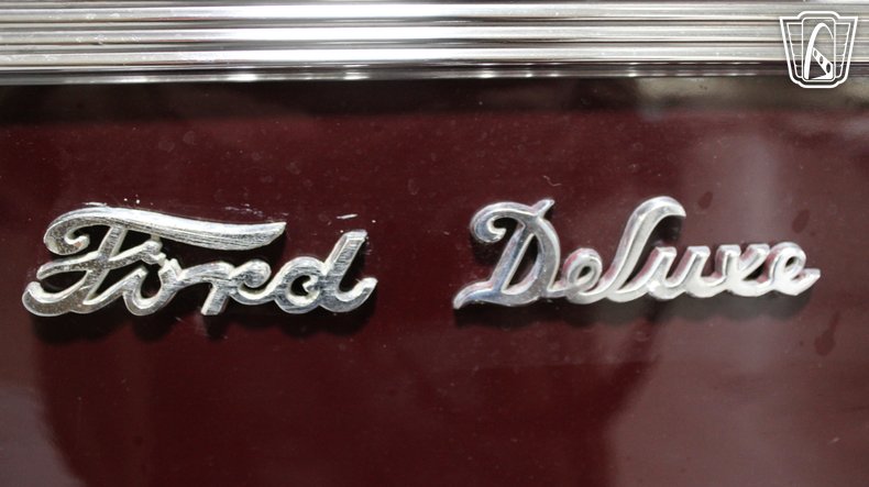 1940 Ford Super Deluxe 10