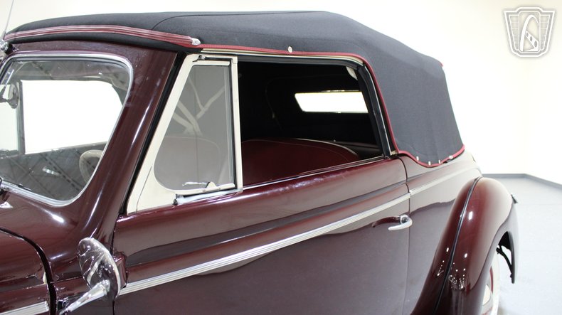 1940 Ford Super Deluxe 57
