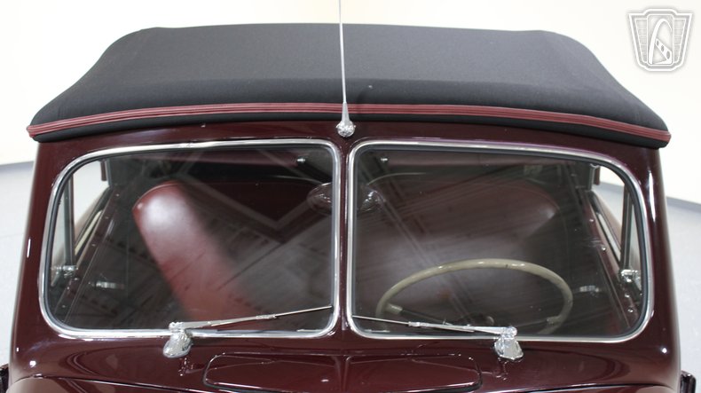 1940 Ford Super Deluxe 62