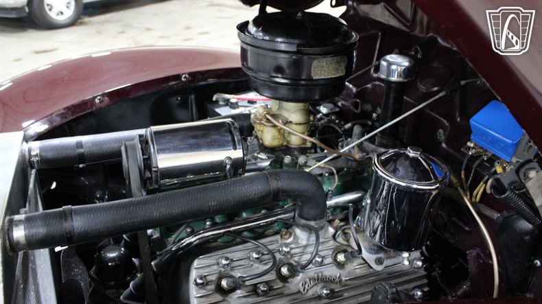 1940 Ford Super Deluxe 17