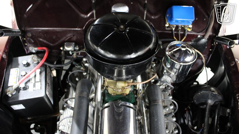 1940 Ford Super Deluxe 16