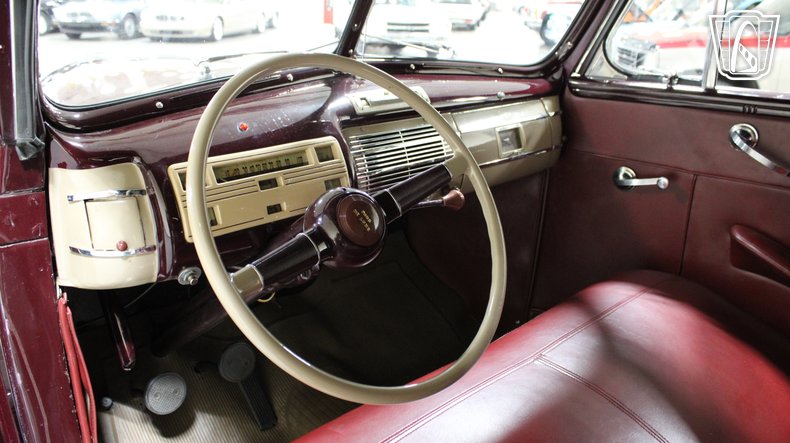 1940 Ford Super Deluxe 13