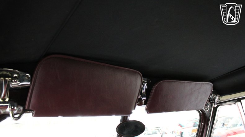 1940 Ford Super Deluxe 110